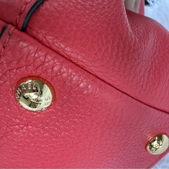 Michael Kors Raspberry Pebbled Leather Tote – Like New w/ Gold Chain Detail - Picture 8 of 17